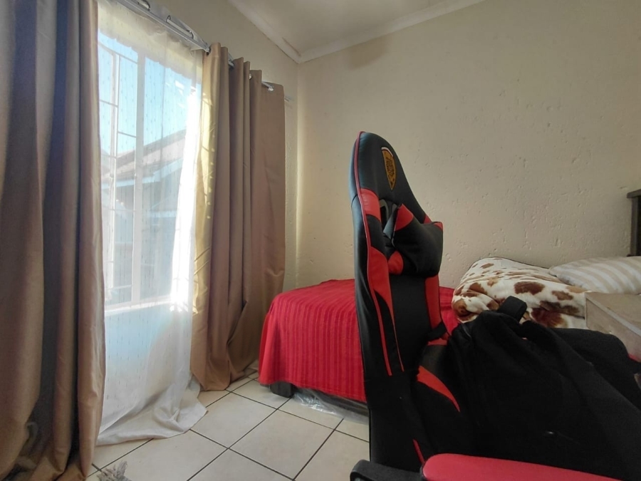 2 Bedroom Property for Sale in Baillie Park North West